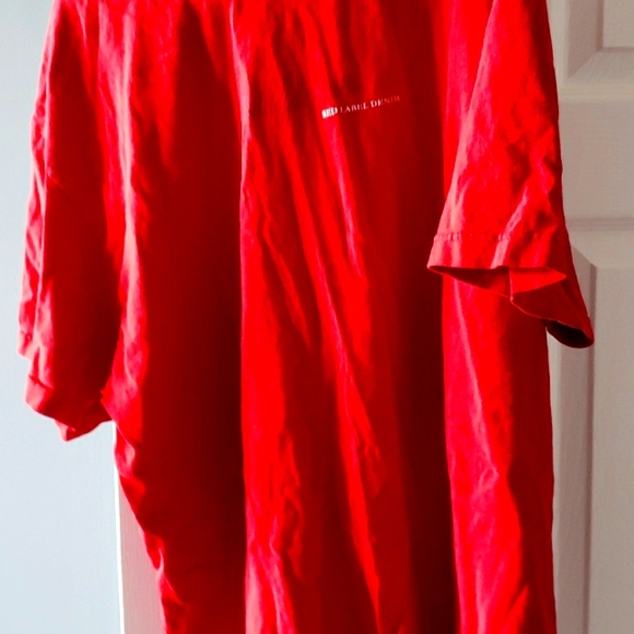 Tommy Hilfiger t shirt - Picture 1 of 1